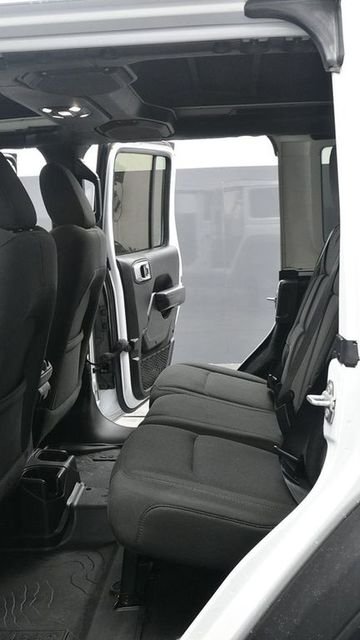 Used 2020 White Jeep Unlimited Willys image 16
