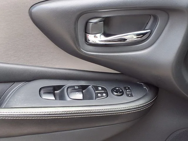 Used 2019 White Nissan SV image 21