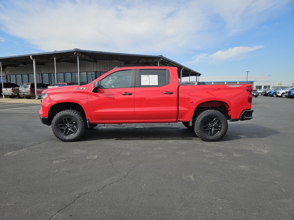 Used 2025 Red Chevrolet Custom Trail Boss image 4