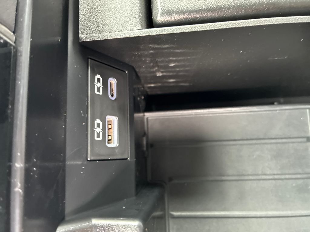 2026 Toyota Tundra Limited - Photo 36