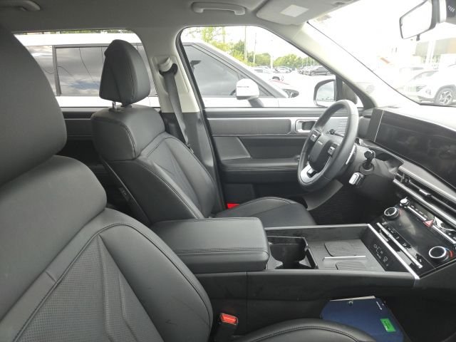 Used 2024 Green Hyundai SEL image 4