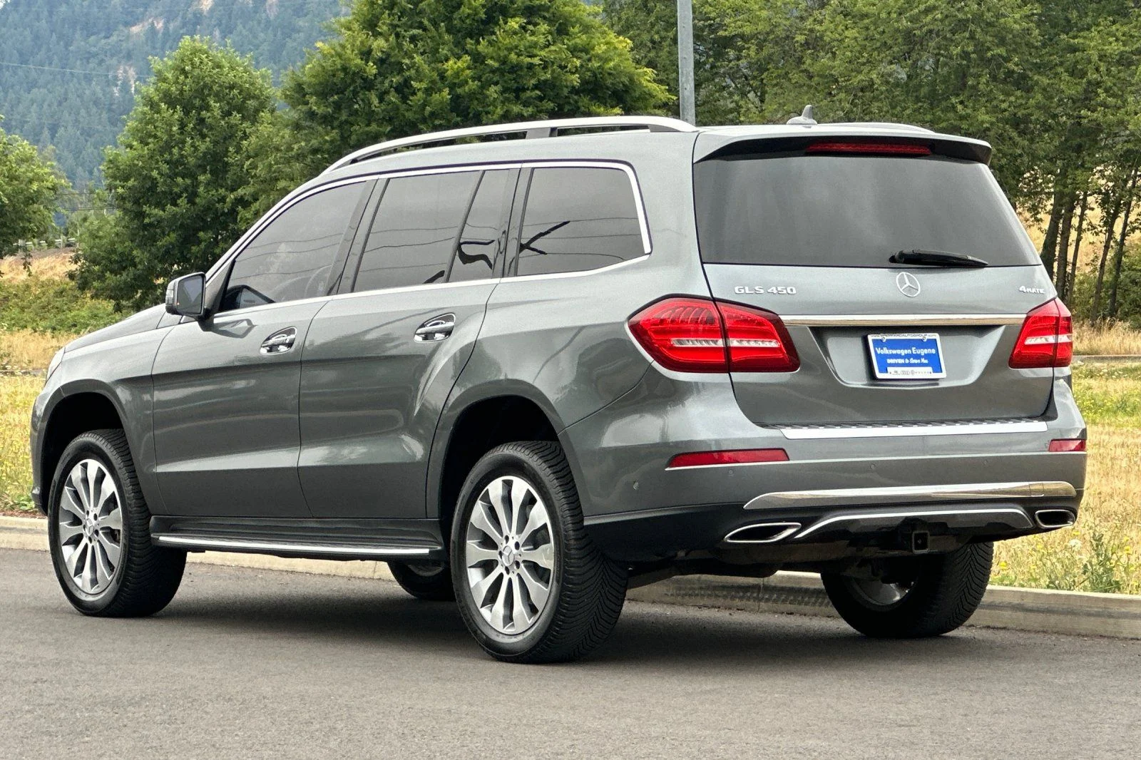 Used 2017  Mercedes-Benz GLS 450 image 5