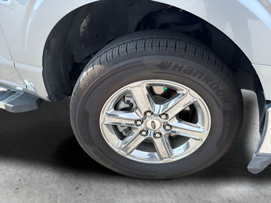 Used 2025 Silver Ford XLT image 45