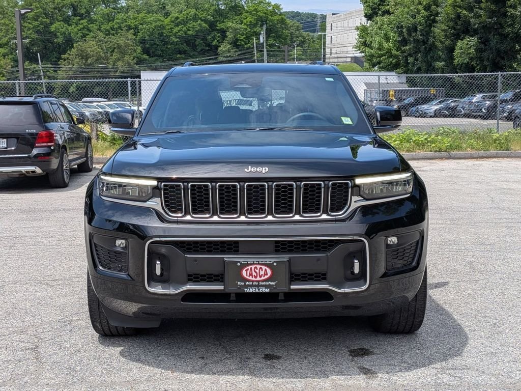 Used 2023 Black Jeep Overland image 13