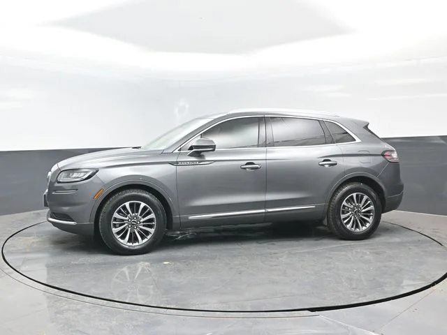 Used 2022 Gray Metallic Lincoln Reserve image 4