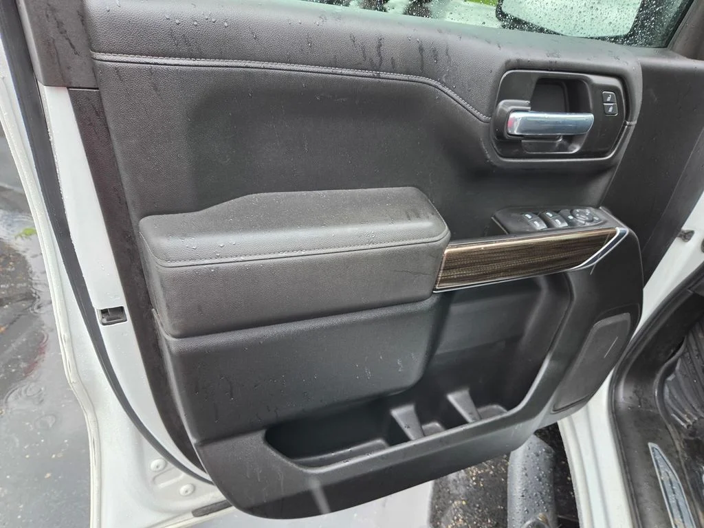 Used 2021 Summit White Chevrolet LT Trail Boss image 32