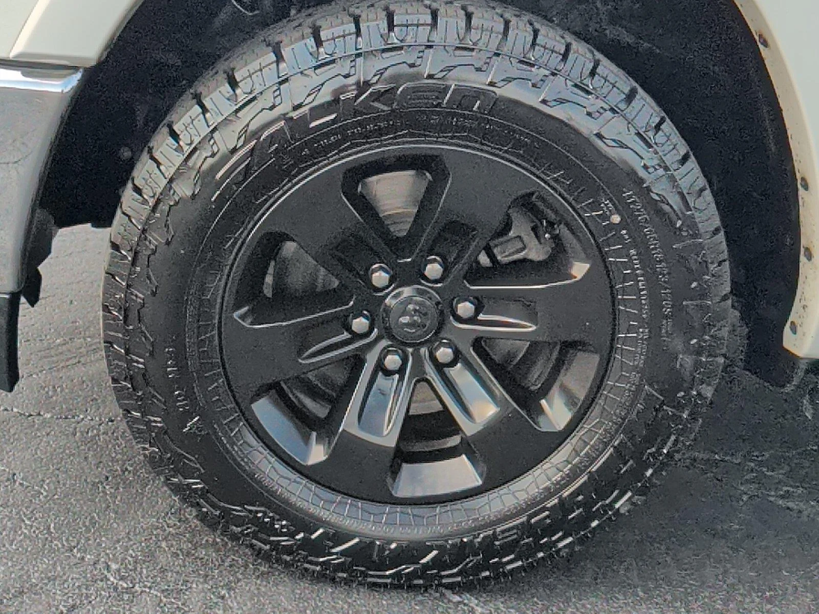 Used 2020 Bright White Clearcoat Ram Laramie image 10