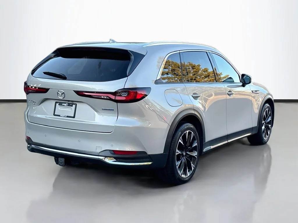 Certified Used 2024 Platinum Mazda Premium image 7