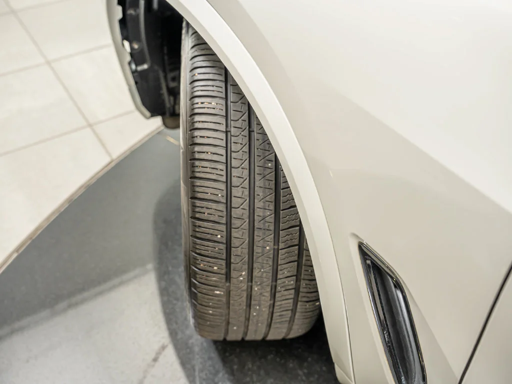 Used 2022 Alpine White BMW xDrive40i image 44