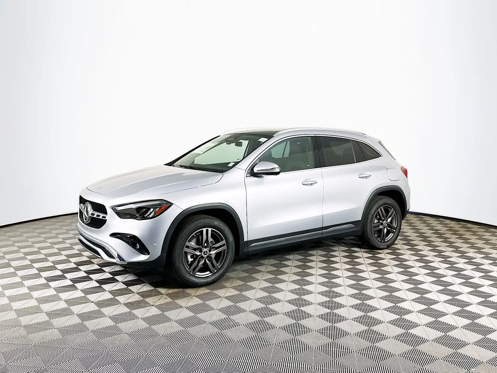 Used 2026 Gray Mercedes-Benz GLA 250 image 2