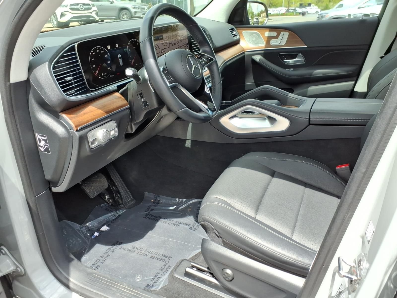 Certified Used 2025  Mercedes-Benz GLE 350 image 11