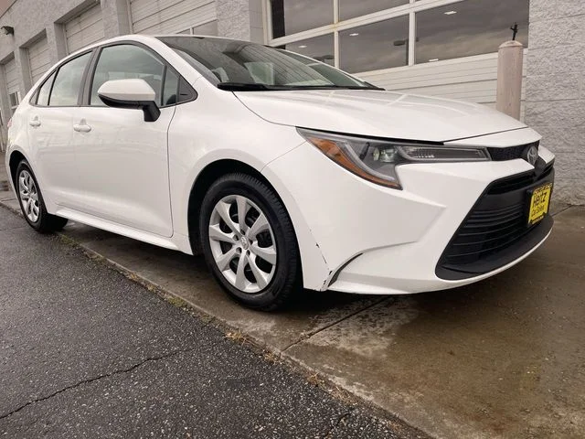 Used 2024 White Toyota LE image 10