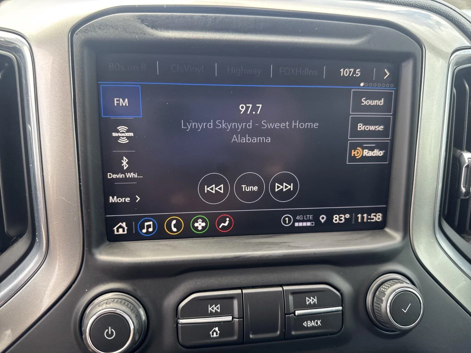 Used 2021 BLACK Chevrolet LT image 24