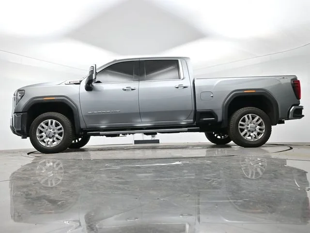 Used 2024 Sterling Metallic GMC SLT image 27