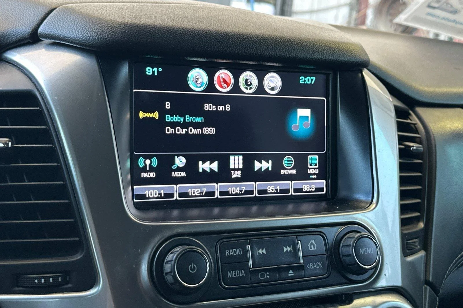 Used 2016 Silver Ice Metallic Chevrolet LS image 19
