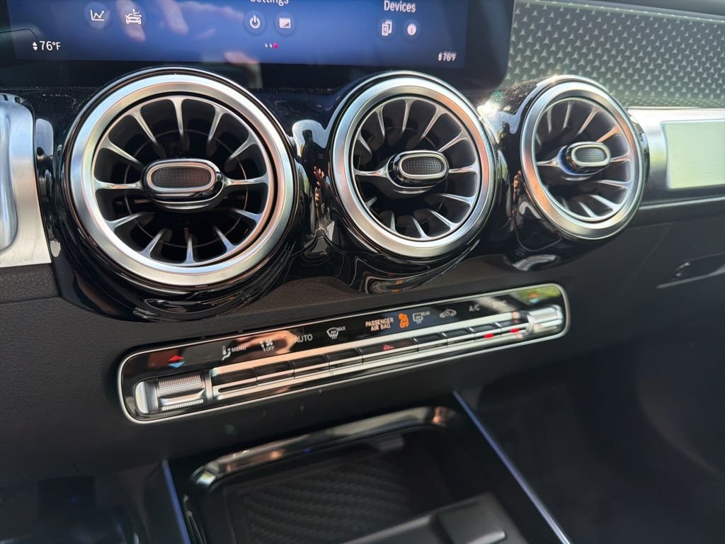 2025 Mercedes-Benz GLB Base - Photo 33