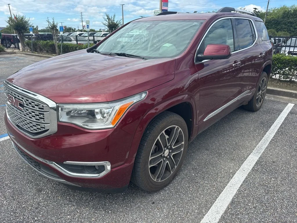 2017 GMC Acadia Denali AWD's photo