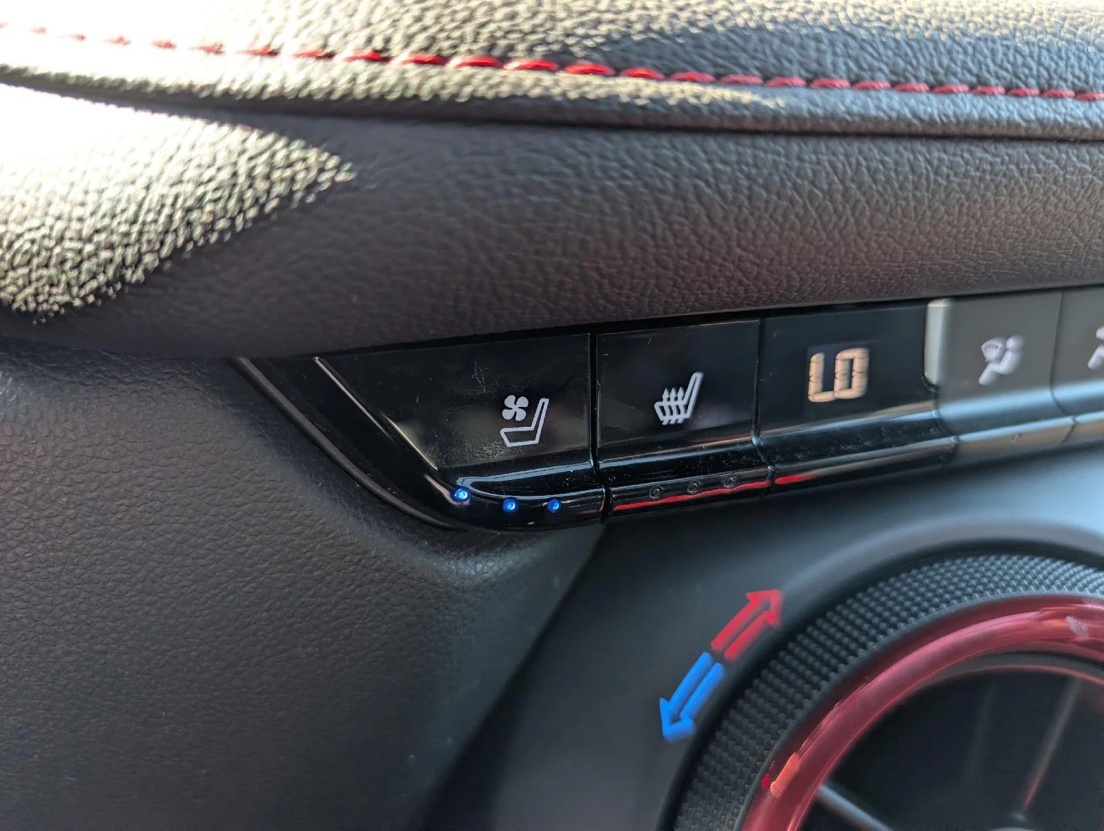 Used 2020 Black Chevrolet RS image 17