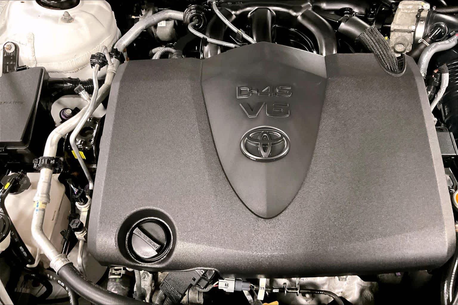 Used 2020 Wind Chill Pearl Toyota TRD image 33