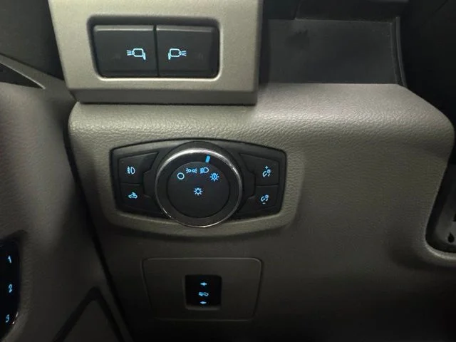 Used 2016 Caribou Metallic Ford Lariat image 19