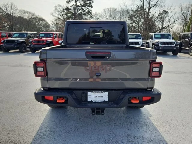 New 2026 Granite Crystal Metallic Clearcoat Jeep Mojave image 7