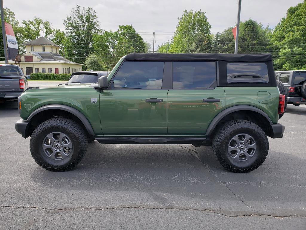 Used 2022 Green Metallic Ford  image 6