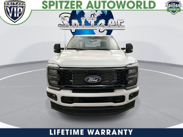 New 2027 Oxford White Ford F-350® XL image 5