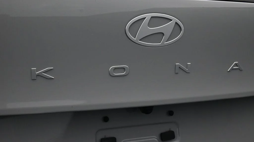 Used 2024 Gray Hyundai SEL image 20