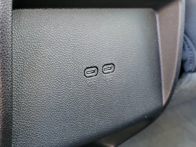 2024 Chevrolet Equinox EV Launch Edition - Photo 21