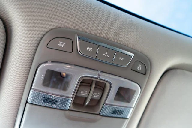 Used 2021 White Kia SX image 42