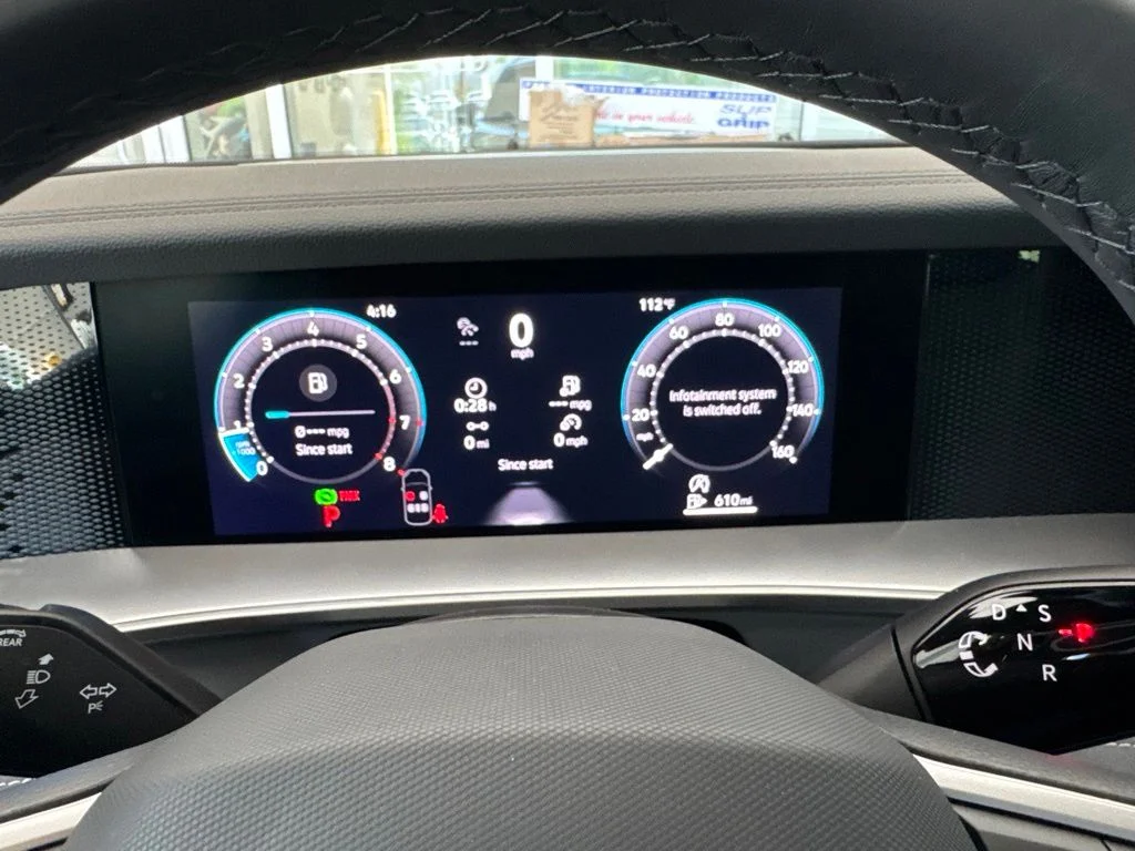 New 2026 White/off-white Volkswagen 2.0T SE R-Line Black image 13
