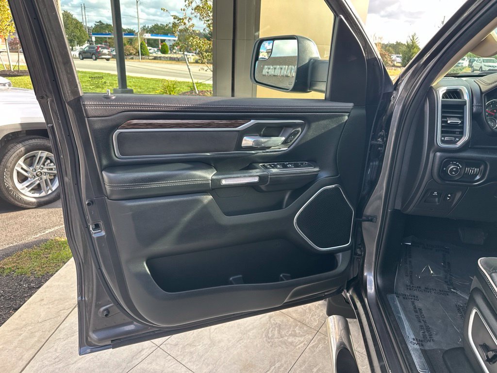 2019 RAM Ram 1500 Pickup Laramie - Photo 9