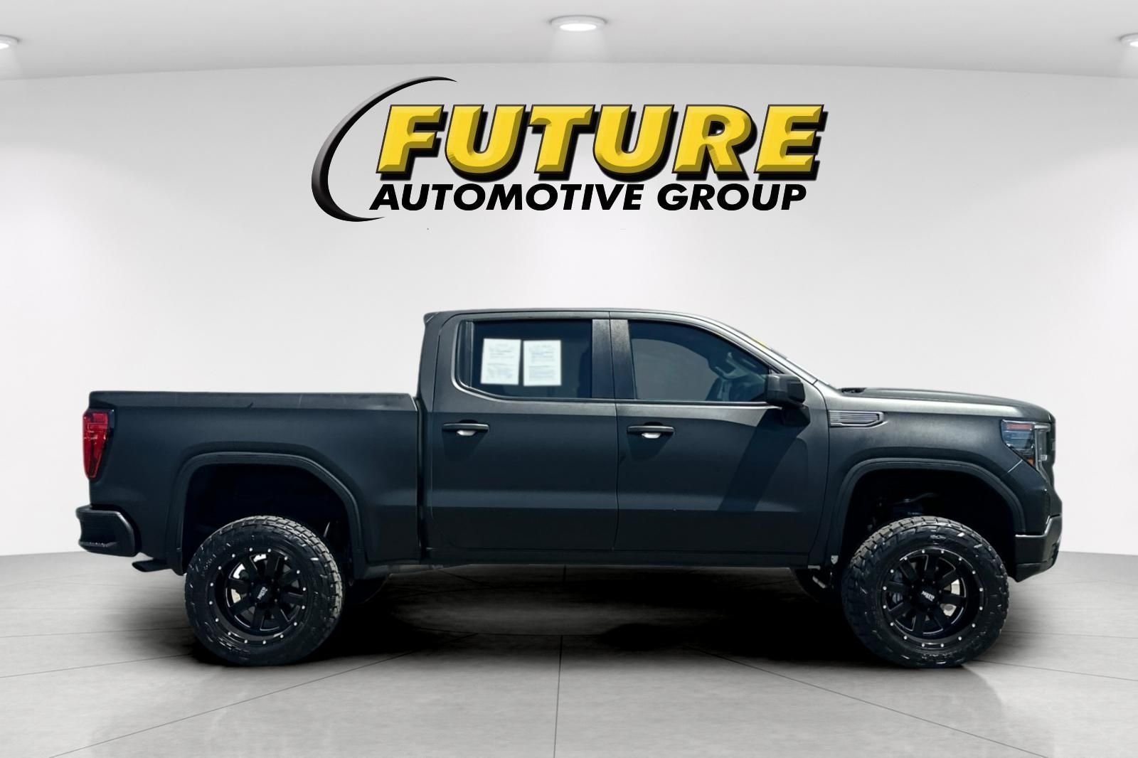 Used 2024 White GMC Pro image 2