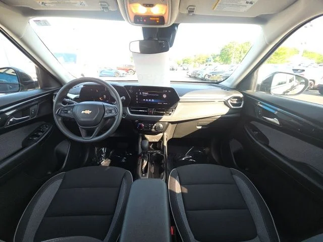 Used 2025 Black Chevrolet LT image 14