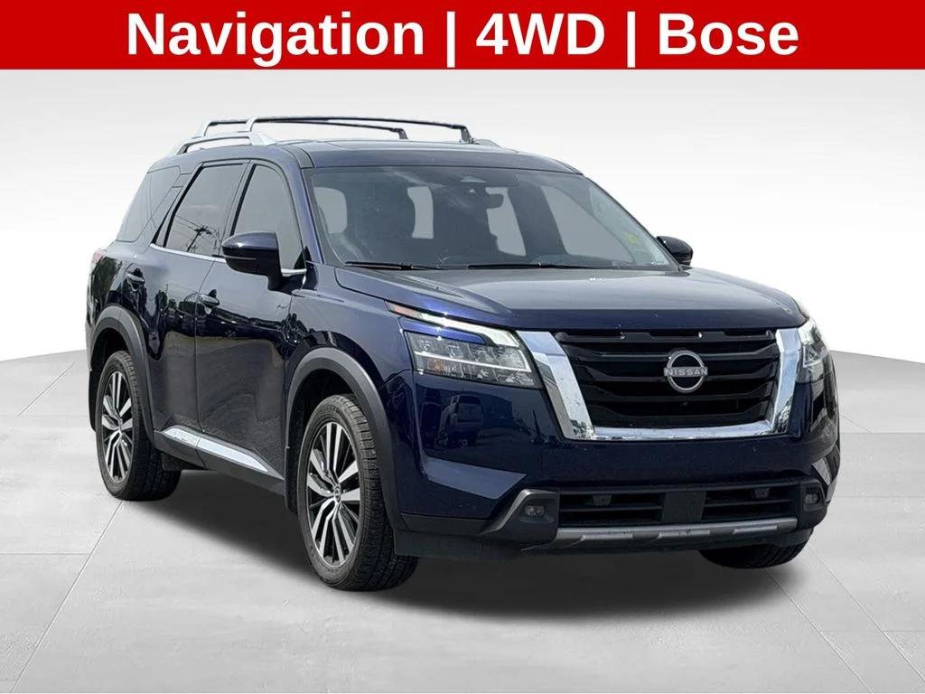 2023 Nissan Pathfinder Platinum 4WD's photo