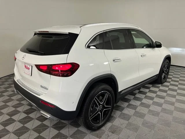 New 2026 Polar White Mercedes-Benz GLA 250 image 50