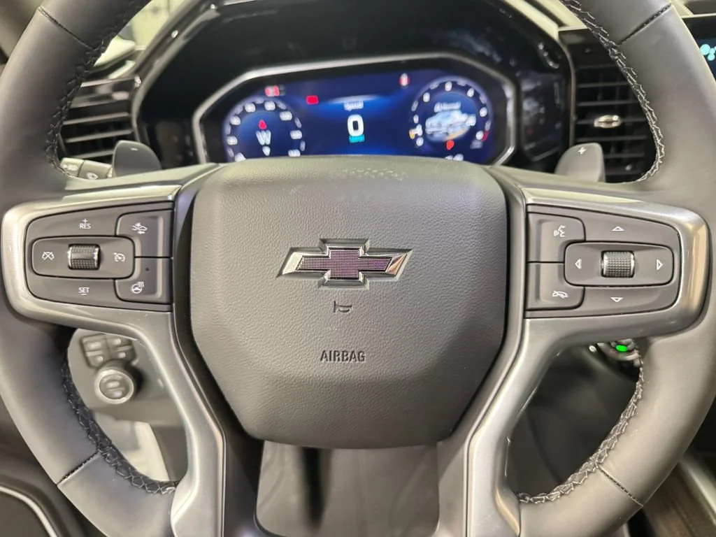 New 2026 Summit White Chevrolet RST image 19