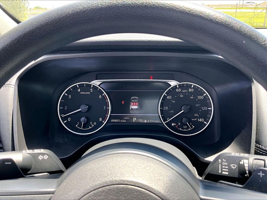Used 2024 Silver Nissan S image 25