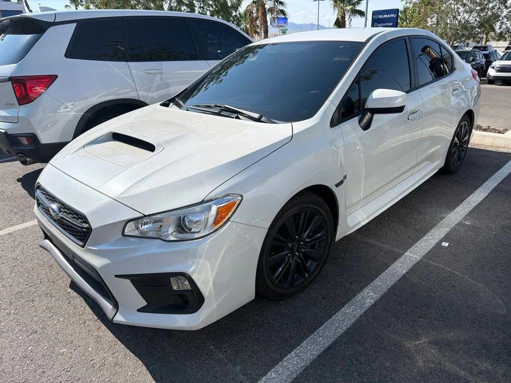 Used 2020 White Subaru Base image 11