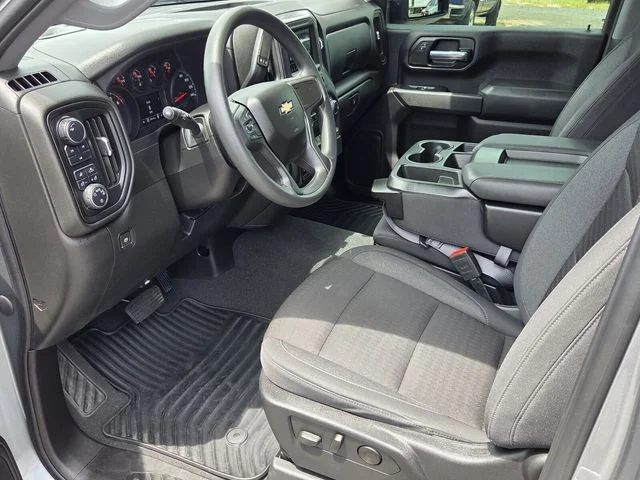 Used 2024 Gray Chevrolet Custom image 9
