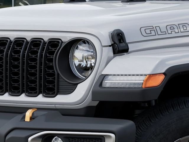 New 2026 White/off-white Jeep 85th Anniversary Edition image 10