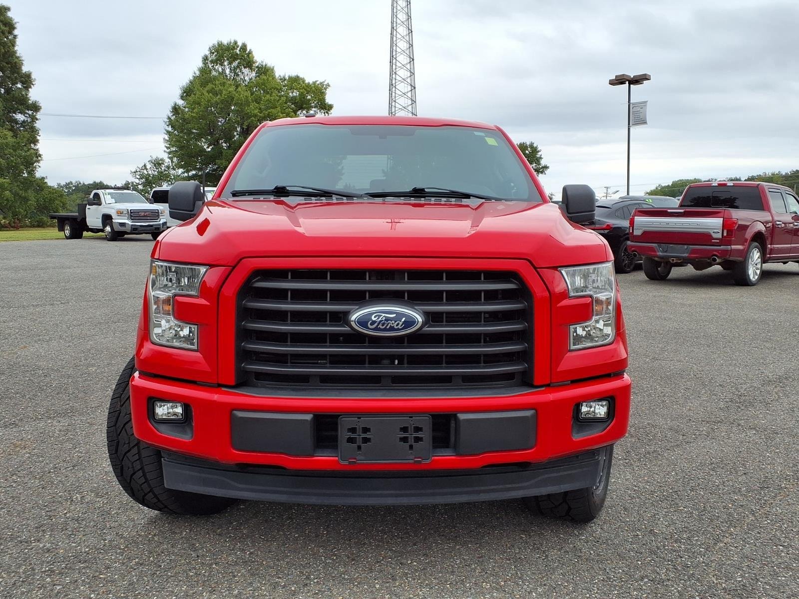 Used 2017 Race Red Ford XL image 10