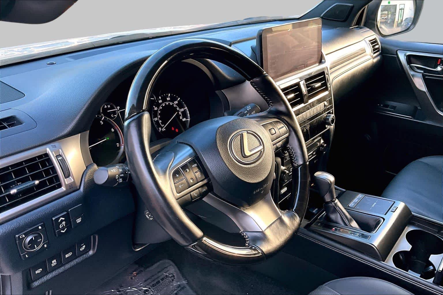 Used 2022 Starfire Pearl Lexus Premium image 18
