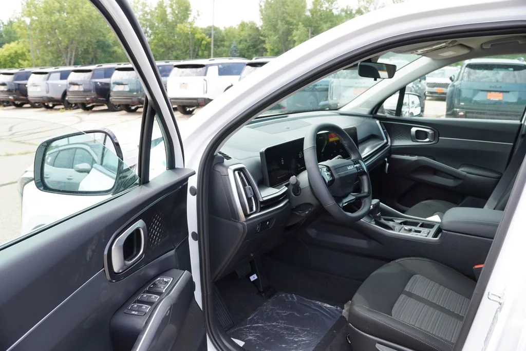 New 2026 Glacial White Pearl Kia LX image 10
