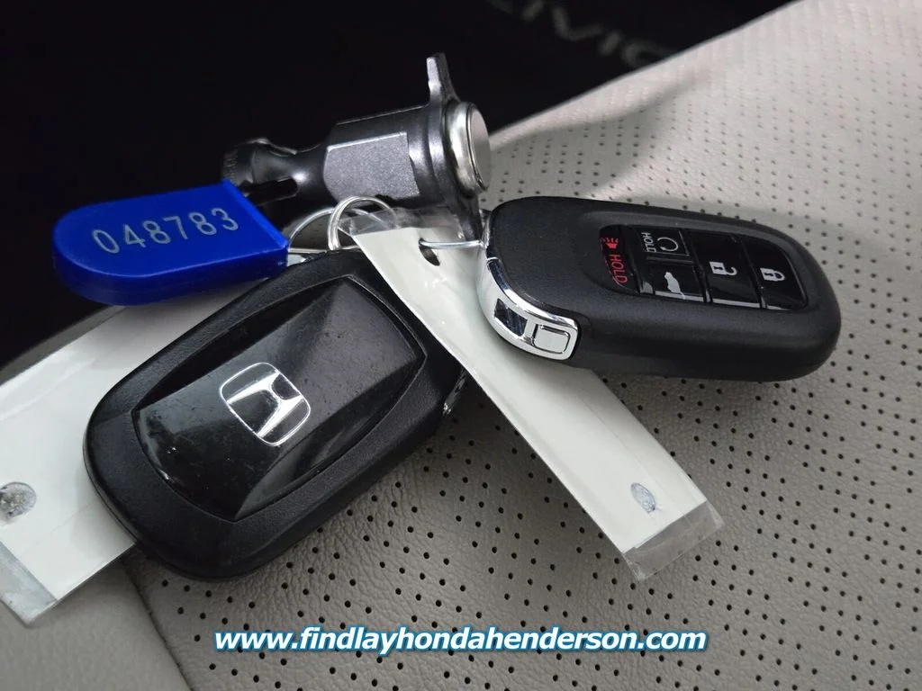 2024 Honda Civic Hatchback EX-L - Photo 31