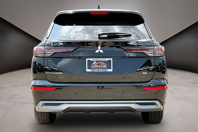 New 2026 Black Mitsubishi SE 1.5T 2WD image 4