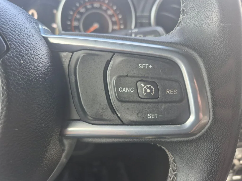 Used 2023 White Jeep Sahara image 20