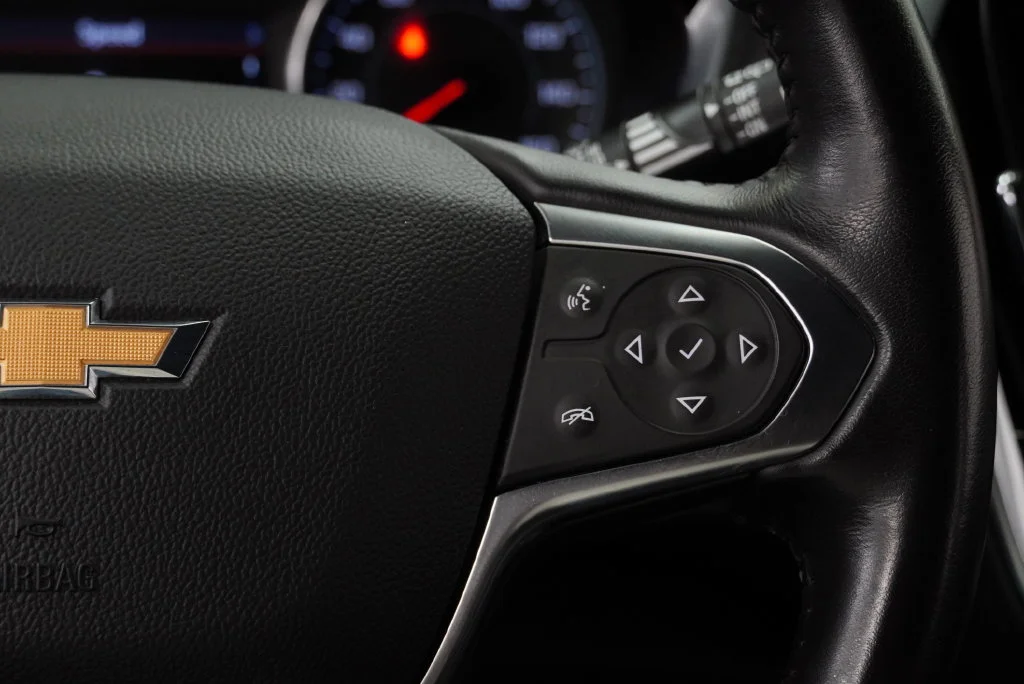 Certified Used 2022 MOSAIC BLACK METALLIC Chevrolet LT Cloth image 38