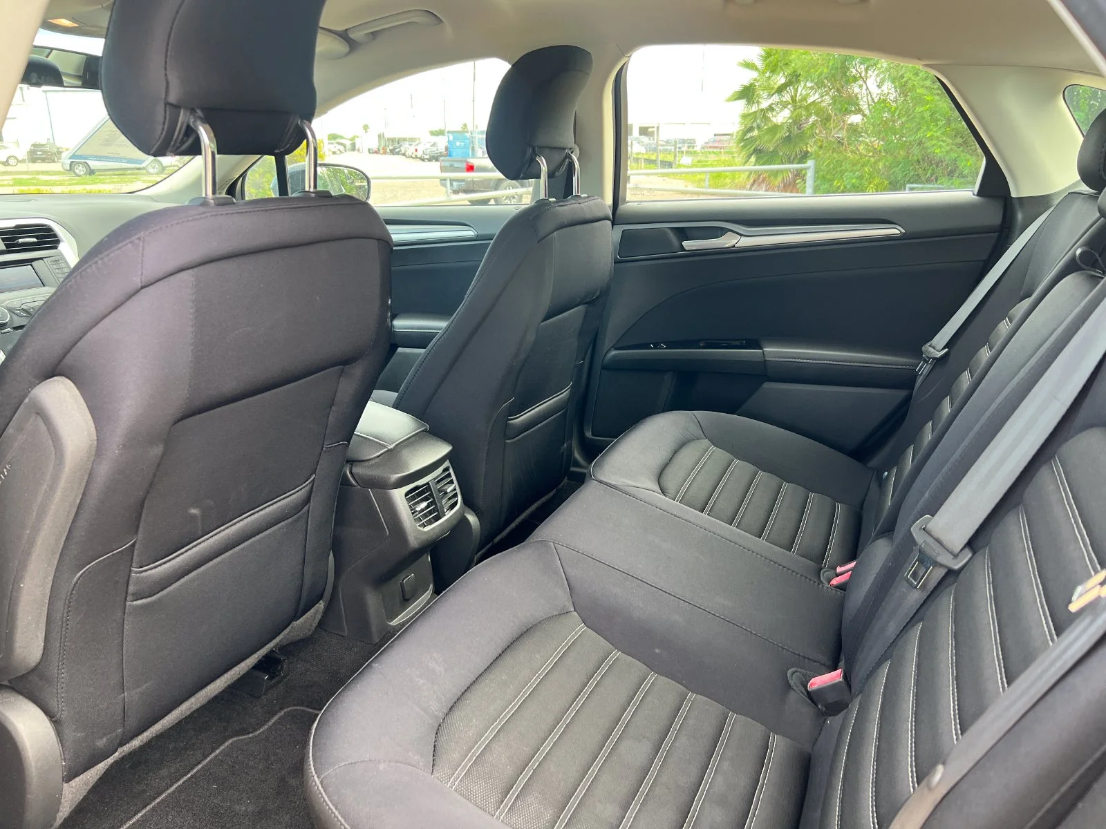 Used 2014 Black Ford SE image 18