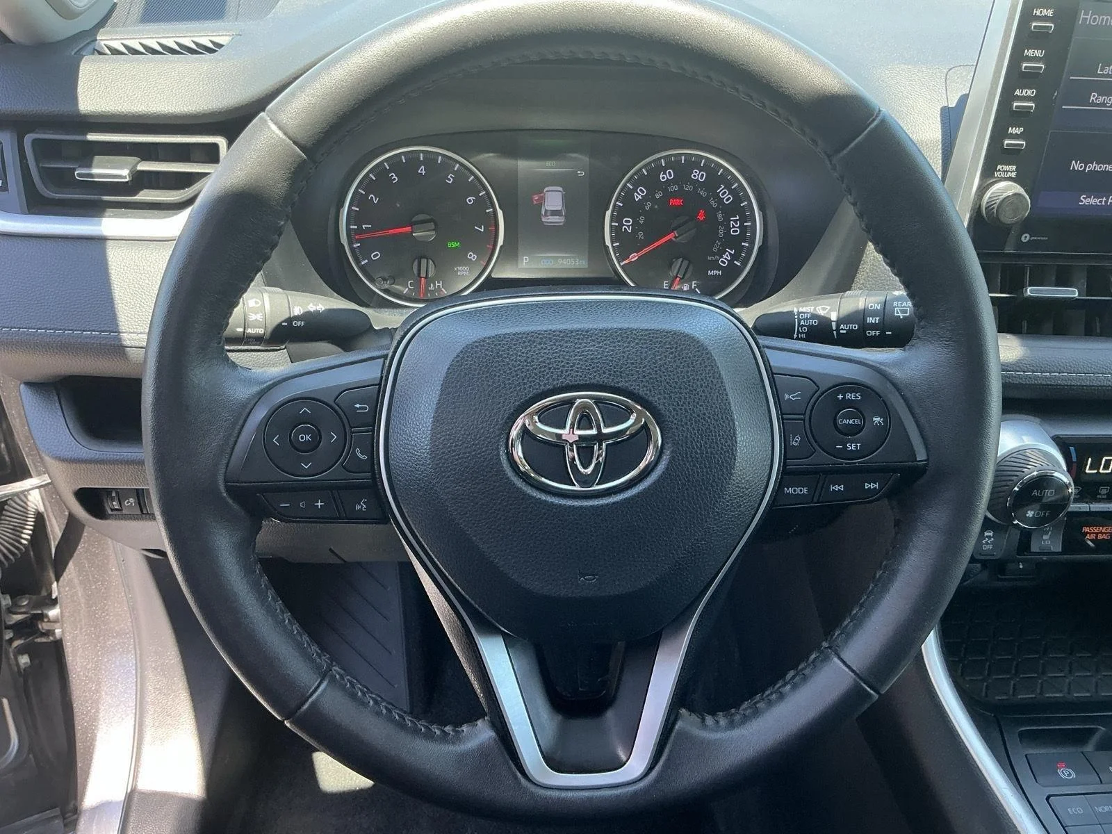 Used 2022 Magnetic Gray Metallic Toyota XLE Premium image 9